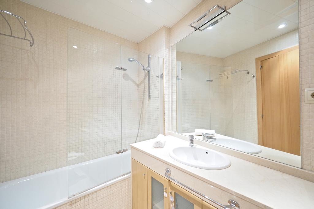 Suites Barcelona Park Gueell Ngoại thất bức ảnh